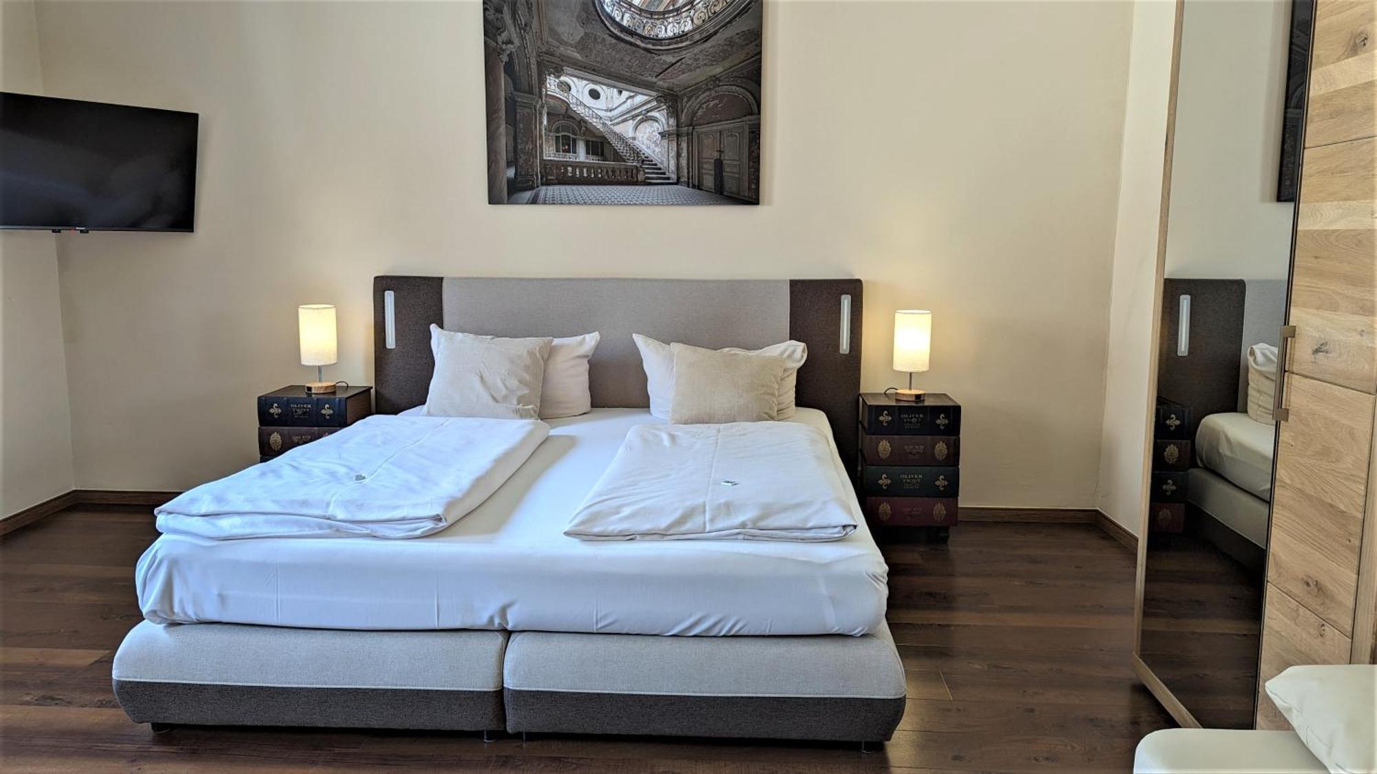 Altstadthotel Goldene Kugel Waren  Extérieur photo