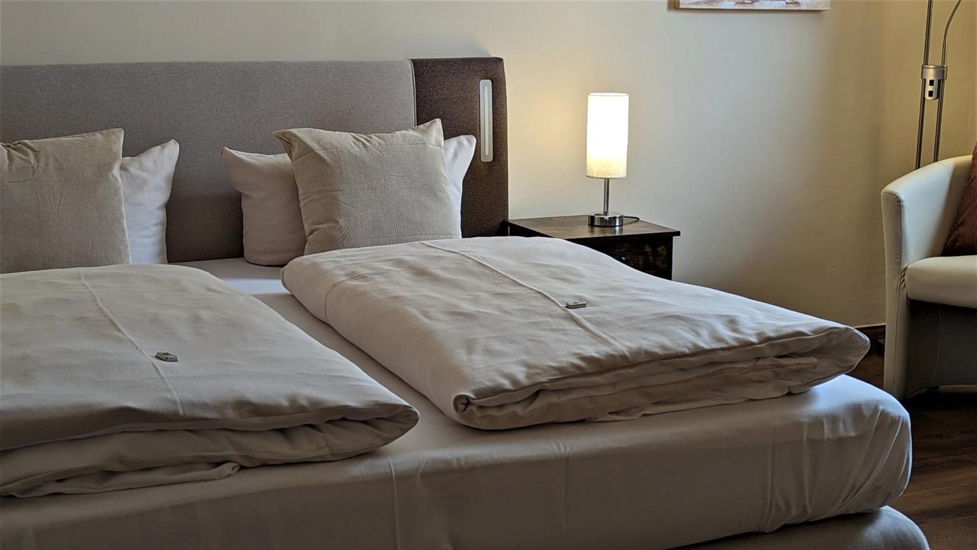 Altstadthotel Goldene Kugel Waren  Extérieur photo